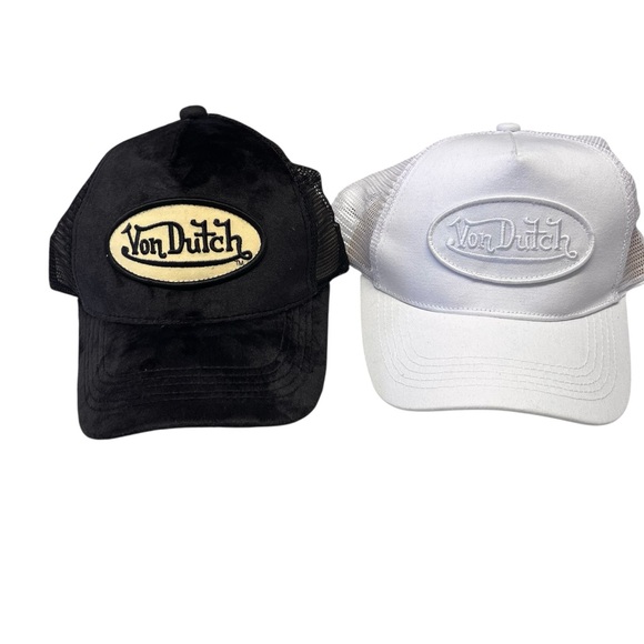 Von Dutch Other - Von Dutch Black and White Logo Trucker Hats